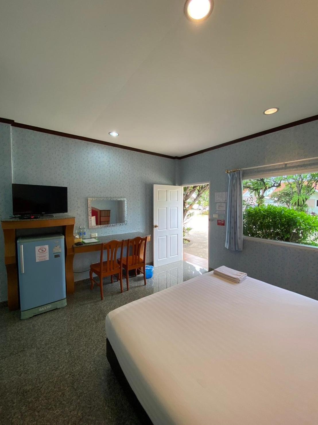 Soda Resort Kamphaeng Phet Exterior foto
